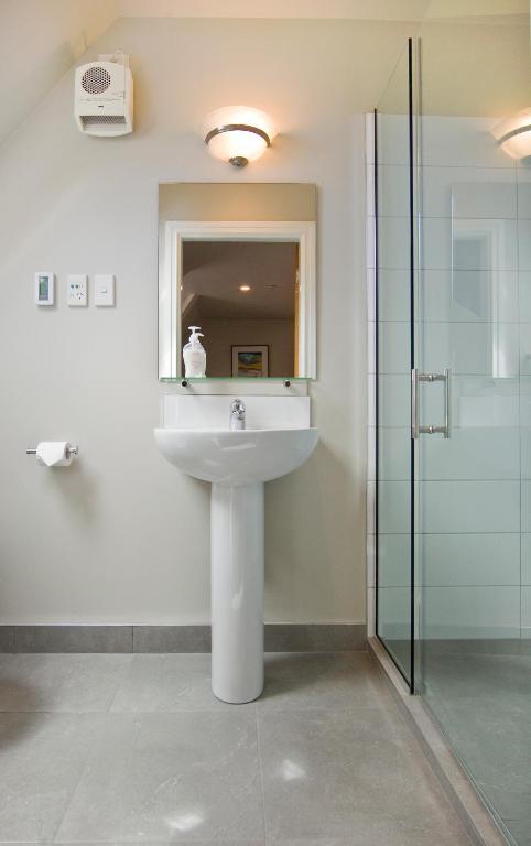Orari Boutique Hotel Christchurch Exterior photo